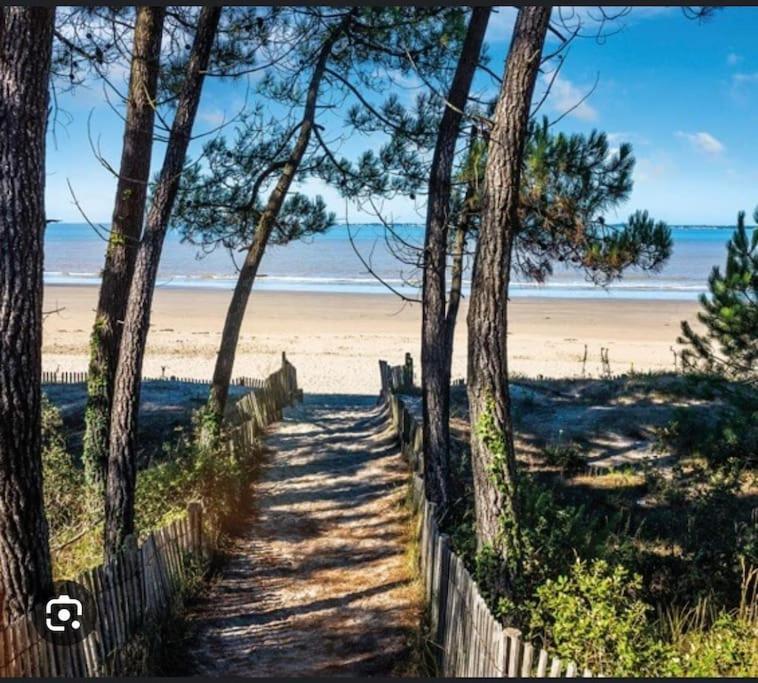 Charmante Maison Au Calme Royan Kültér fotó