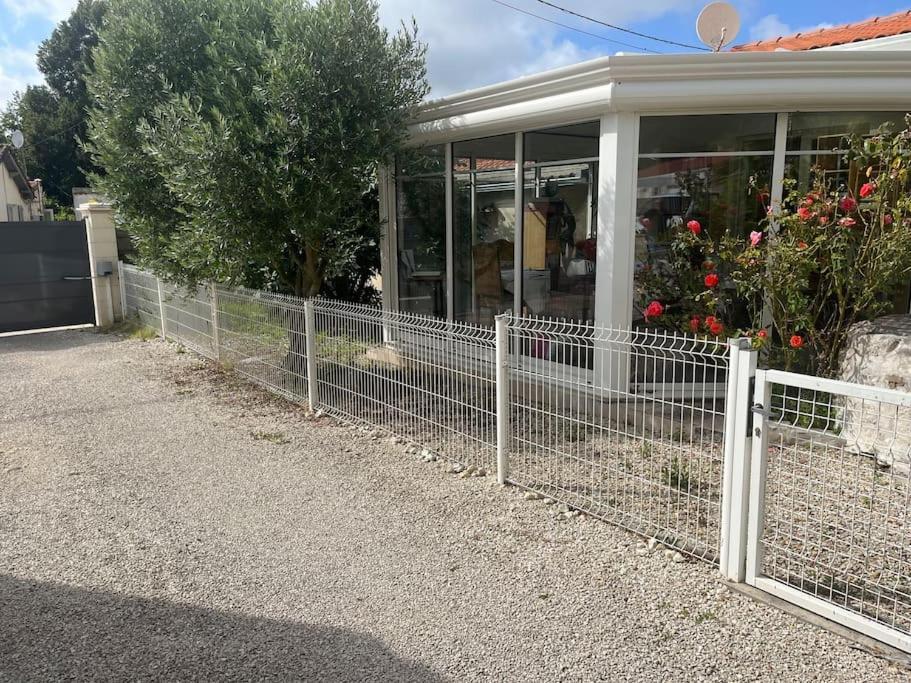 Charmante Maison Au Calme Royan Kültér fotó